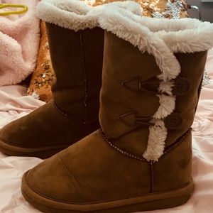 ✏️2 for 10 ✏️ Cozy Fuzzy Boots